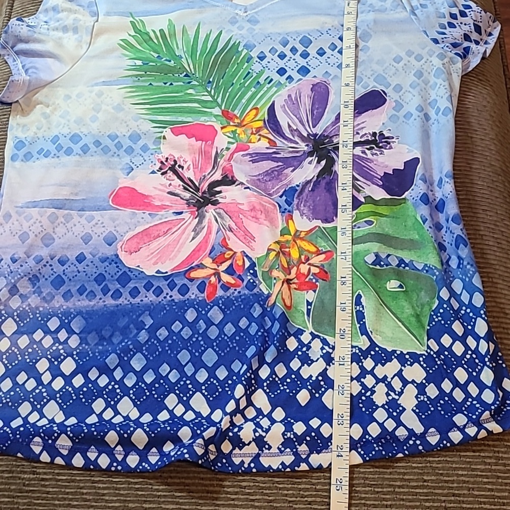 Chico's Tropical Tee Shirt - Picture 10 of 11